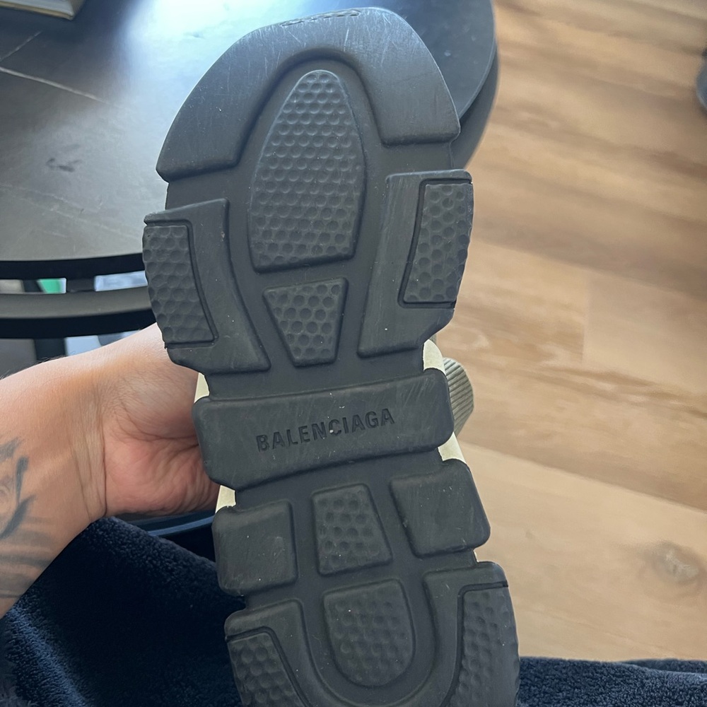 Mens balenciagas 100% authentic 8.5/10 conditions - Picture 3 of 4